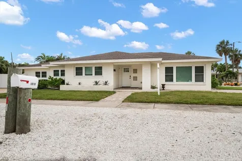 1018 Bay Esplanade Clearwater Beach FL 33767