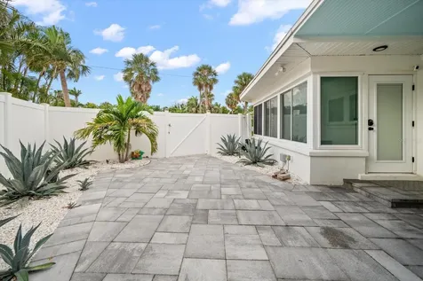 1018 Bay Esplanade Clearwater Beach FL 33767