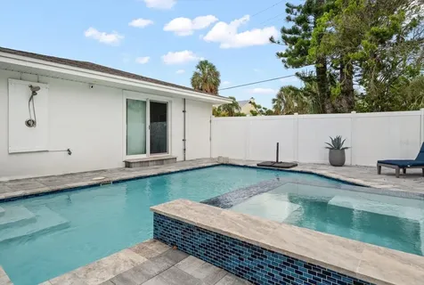 1018 Bay Esplanade Clearwater Beach FL 33767