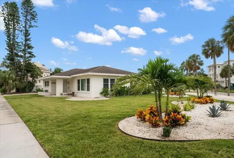 1018 Bay Esplanade Clearwater Beach FL 33767