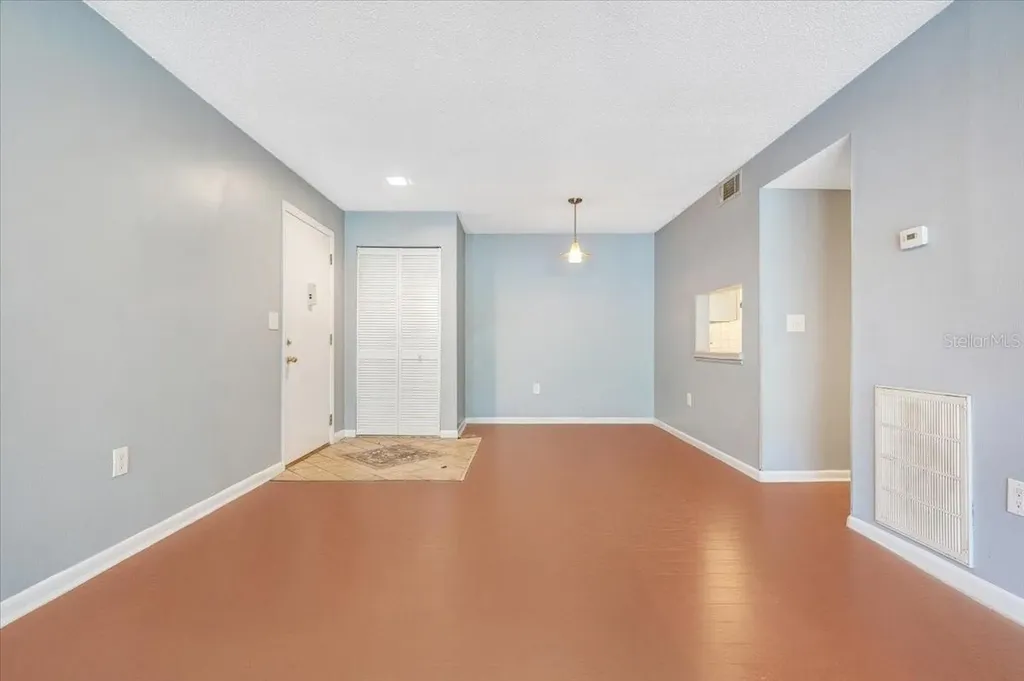 3254 S Semoran Boulevard Orlando FL 32822