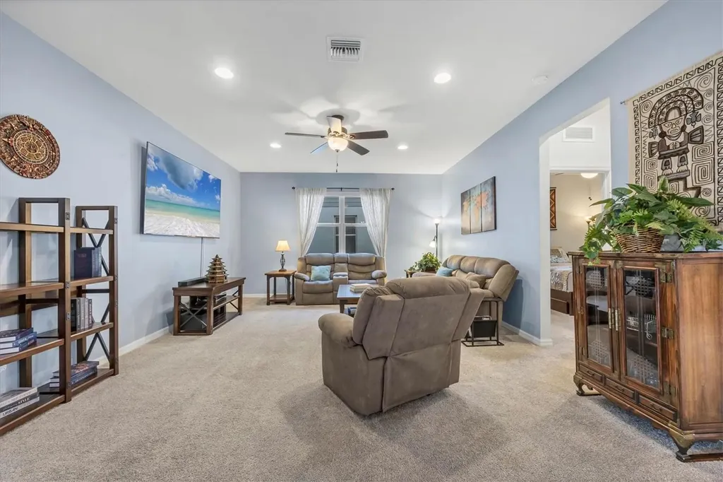 6443 Kenava Loop Palmetto FL 34221