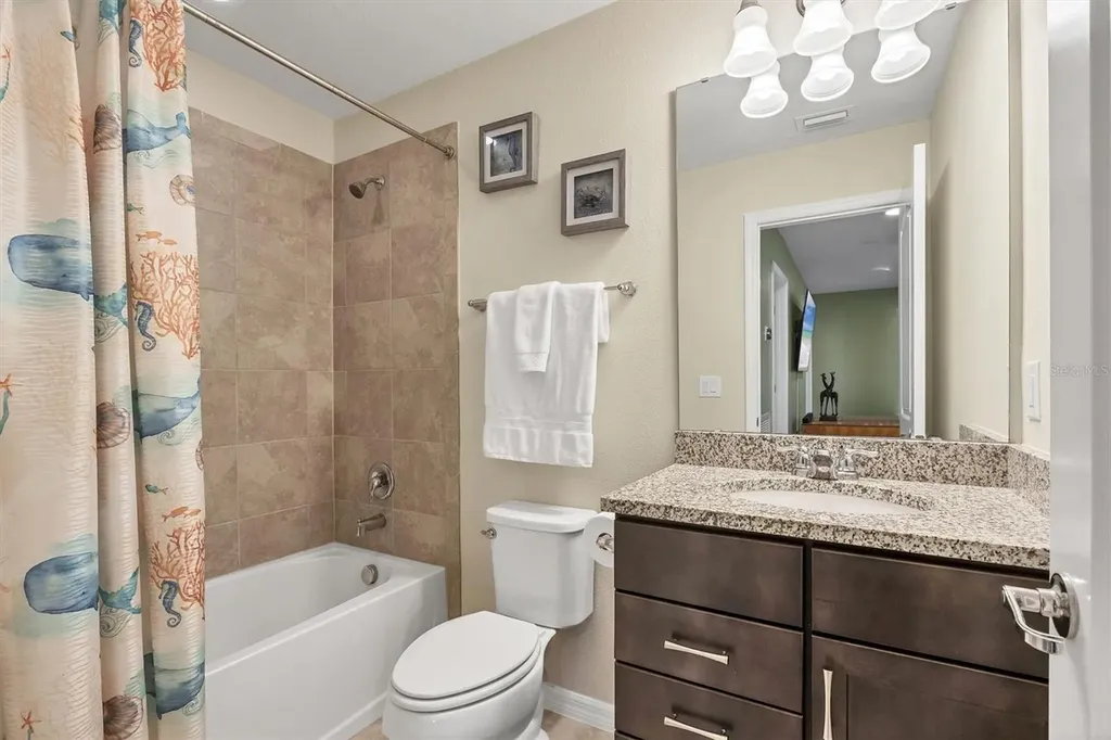 6443 Kenava Loop Palmetto FL 34221