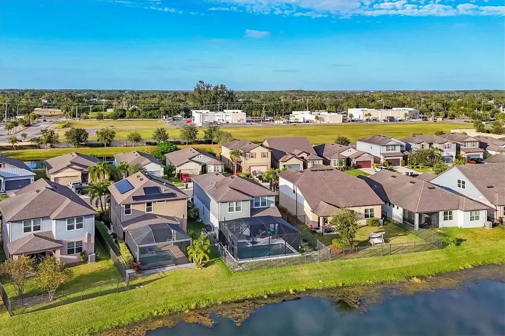 6443 Kenava Loop Palmetto FL 34221