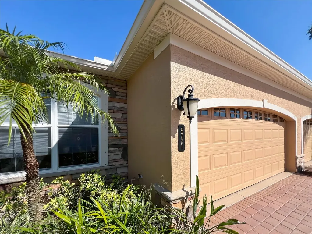 4721 Turnberry Circle North Port FL 34288
