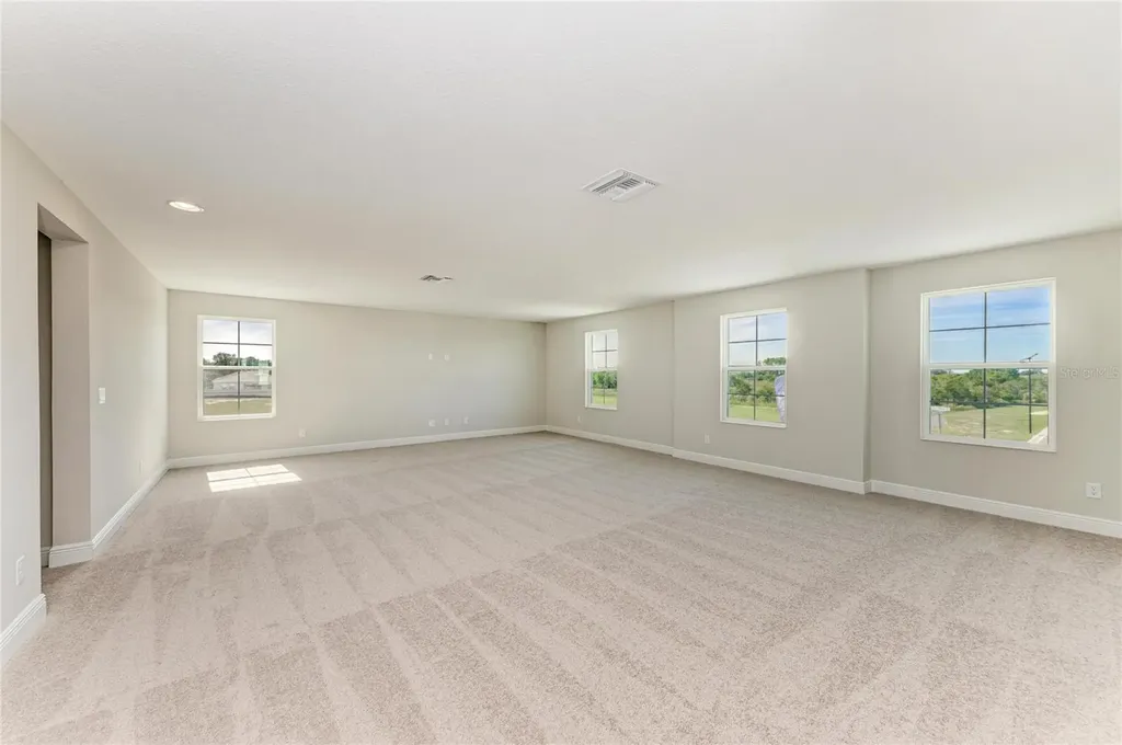 10148 Surrey Rose Drive San Antonio FL 33576