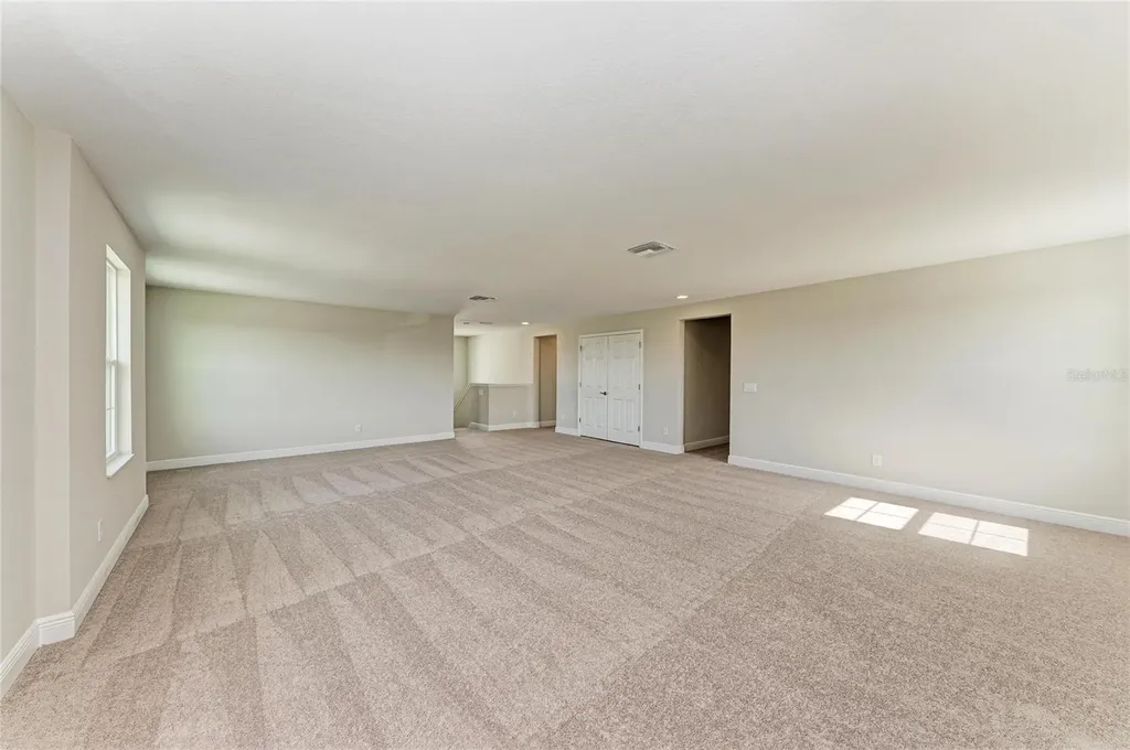 10148 Surrey Rose Drive San Antonio FL 33576