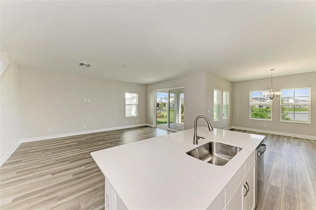 10148 Surrey Rose Drive San Antonio FL 33576
