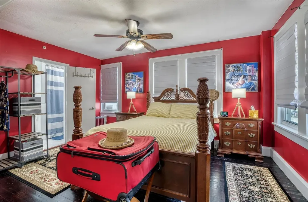 304 15th Street W Bradenton FL 34205