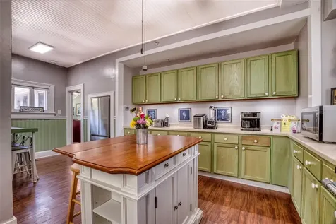 304 15th Street W Bradenton FL 34205
