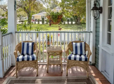 304 15th Street W Bradenton FL 34205