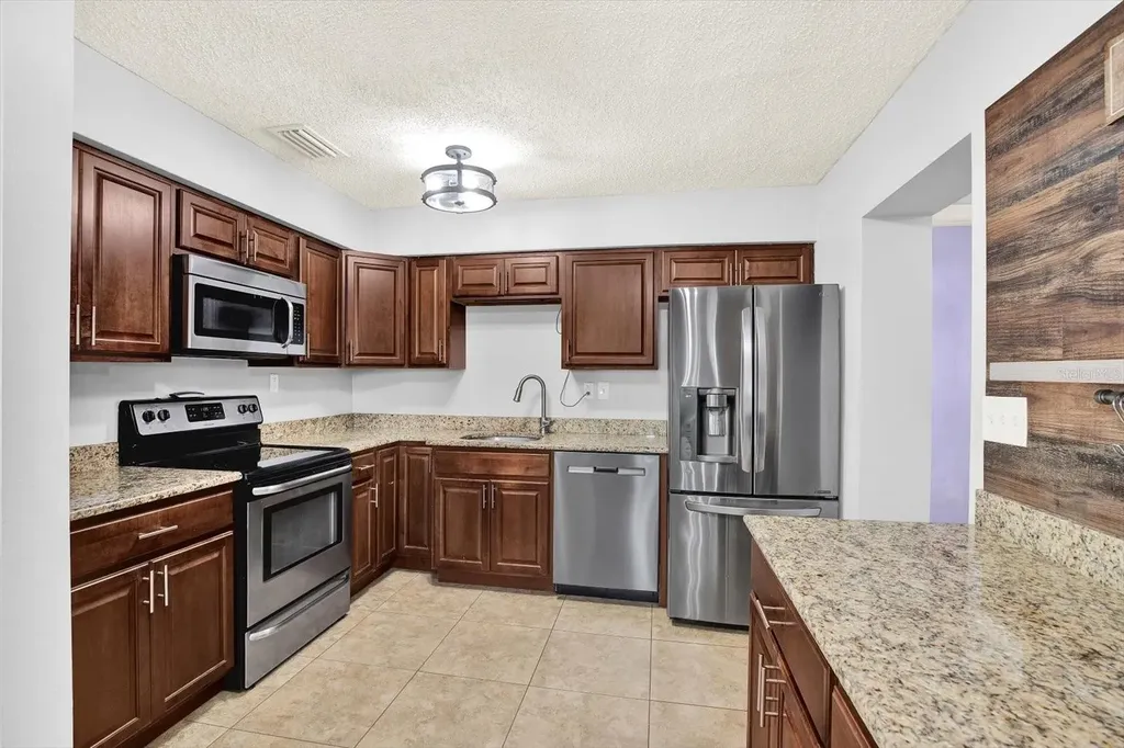 7395 18th Street N St Petersburg FL 33702