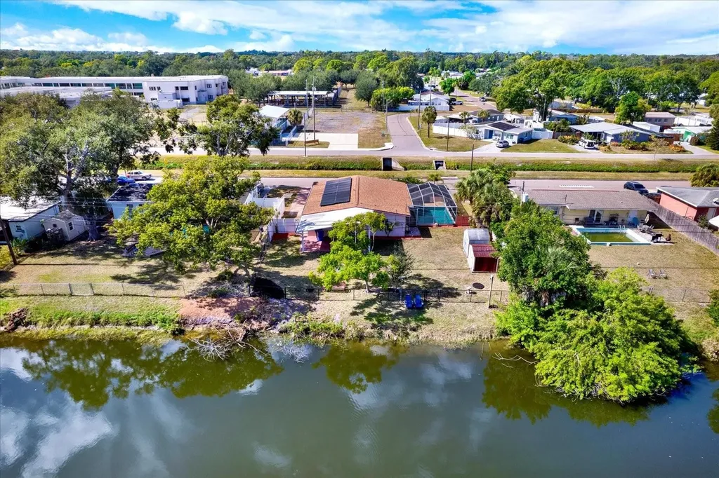 7395 18th Street N St Petersburg FL 33702