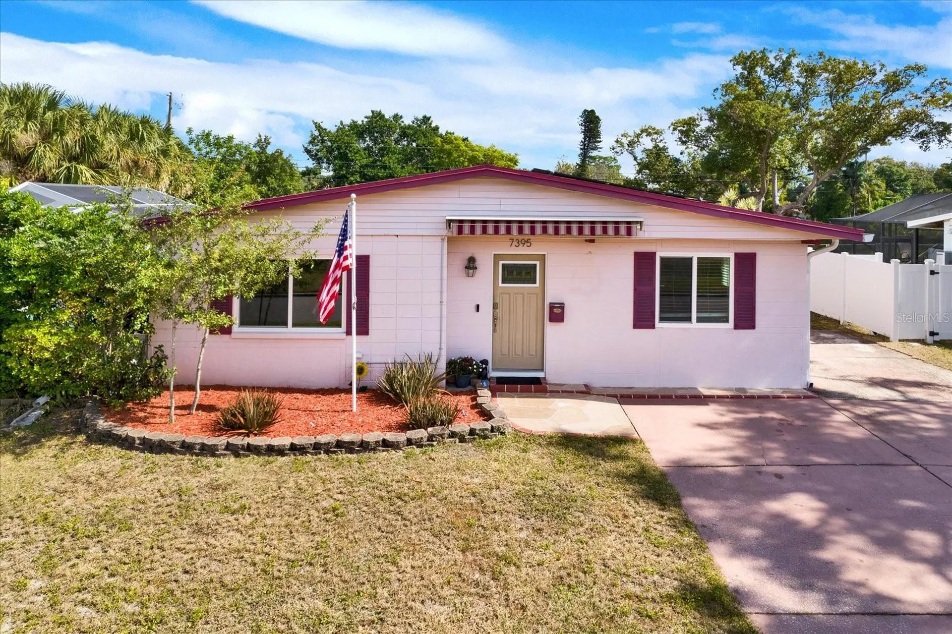 7395 18th Street N St Petersburg FL 33702