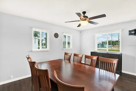 7395 18th Street N St Petersburg FL 33702