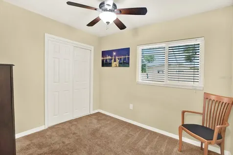 7395 18th Street N St Petersburg FL 33702