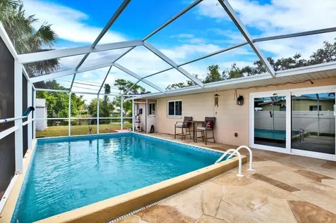 7395 18th Street N St Petersburg FL 33702