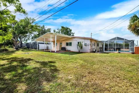 7395 18th Street N St Petersburg FL 33702