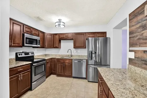 7395 18th Street N St Petersburg FL 33702