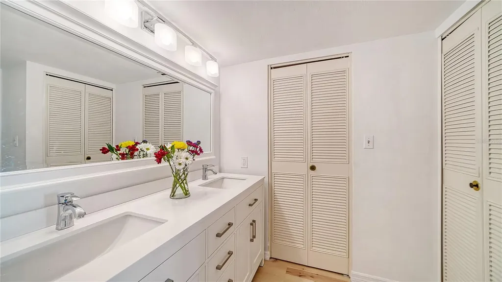 4500 Gulf Of Mexico Drive Longboat Key FL 34228