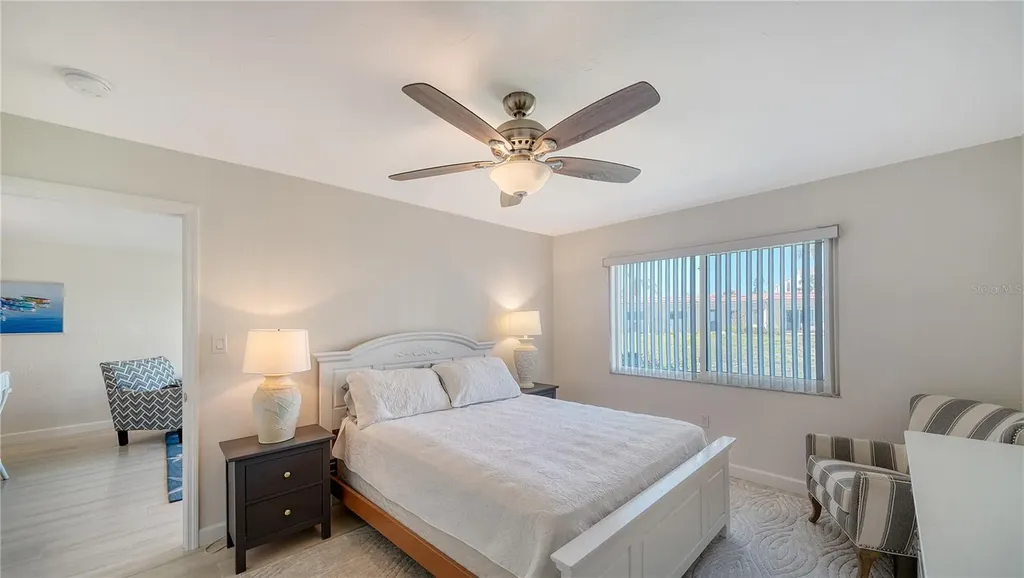 4760 Gulf Of Mexico Dr. Villa 7 Longboat Key FL 34228