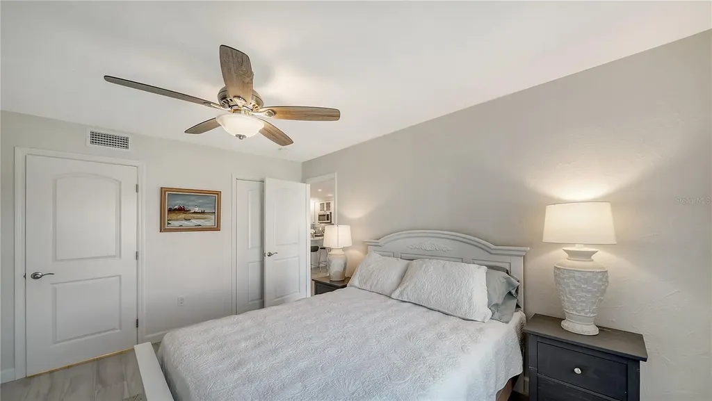 4760 Gulf Of Mexico Dr. Villa 7 Longboat Key FL 34228