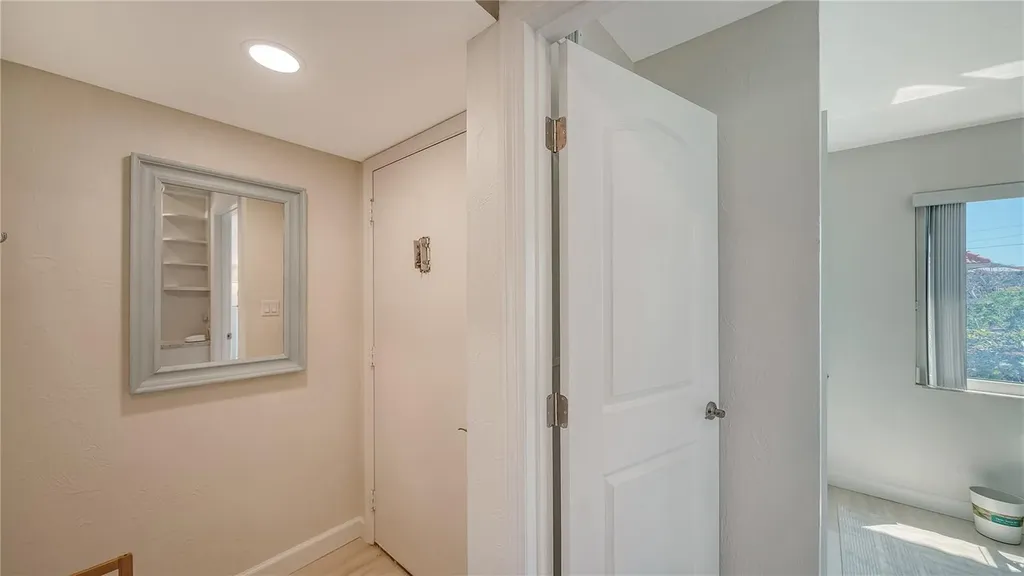 4760 Gulf Of Mexico Dr. Villa 7 Longboat Key FL 34228