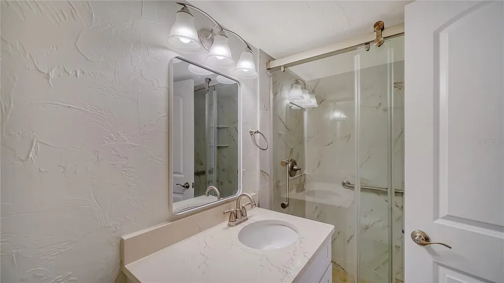 4760 Gulf Of Mexico Dr. Villa 7 Longboat Key FL 34228
