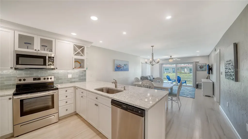 4760 Gulf Of Mexico Dr. Villa 7 Longboat Key FL 34228