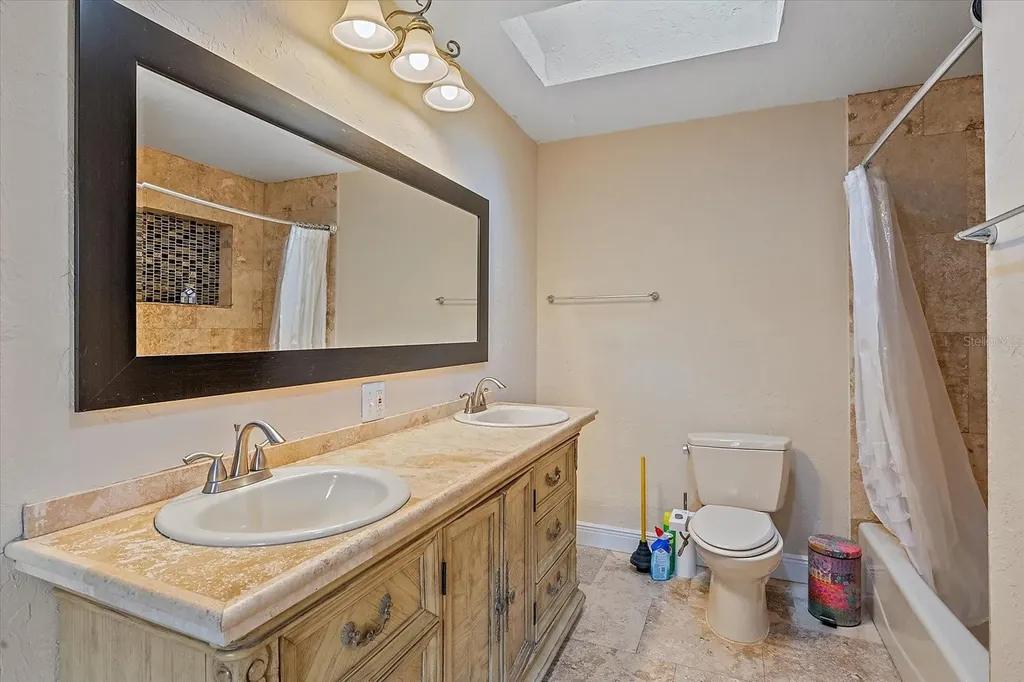2313 Loma Linda Street Sarasota FL 34239