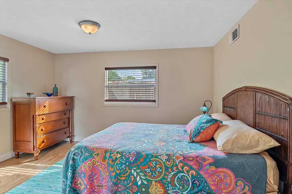 2313 Loma Linda Street Sarasota FL 34239