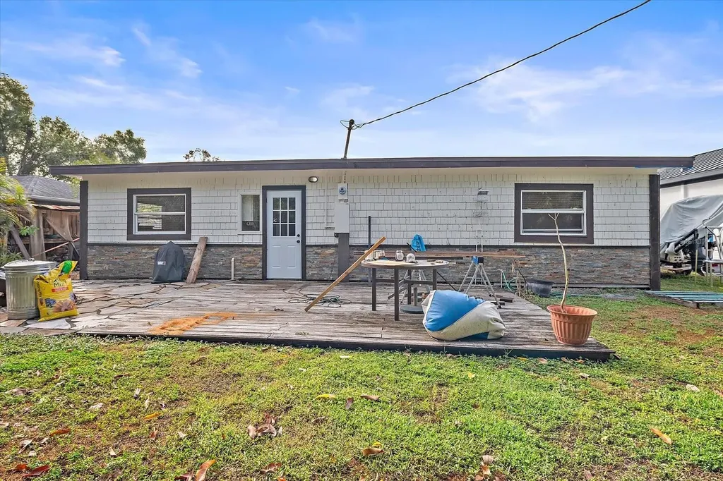 2313 Loma Linda Street Sarasota FL 34239