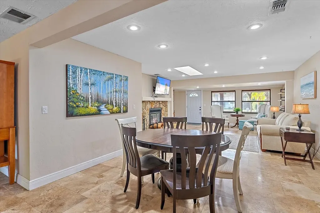 2313 Loma Linda Street Sarasota FL 34239