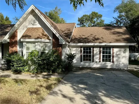 951 N Lake Pleasant Road Apopka FL 32712