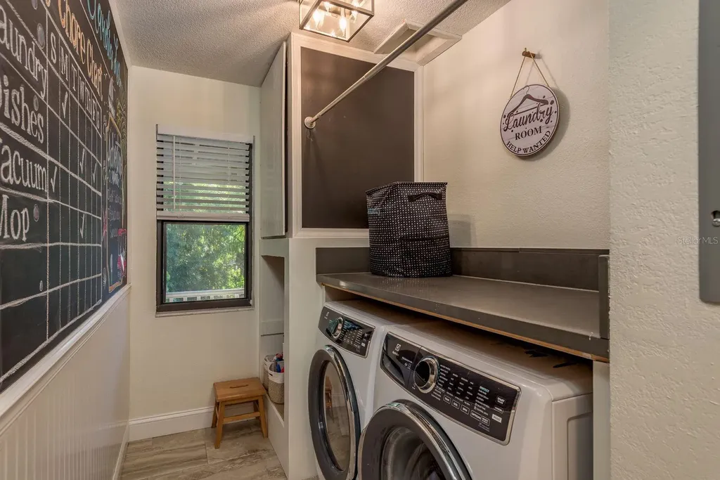 758 Claudia Palm Harbor FL 34683