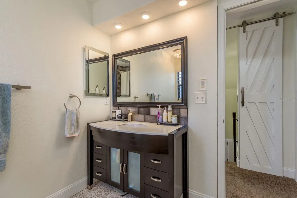 758 Claudia Palm Harbor FL 34683
