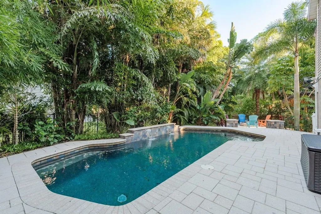 758 Claudia Palm Harbor FL 34683