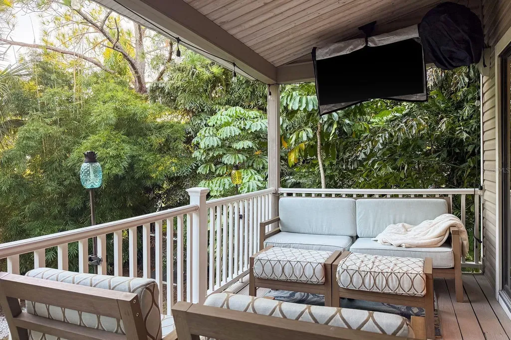 758 Claudia Palm Harbor FL 34683