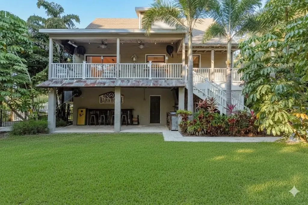 758 Claudia Palm Harbor FL 34683