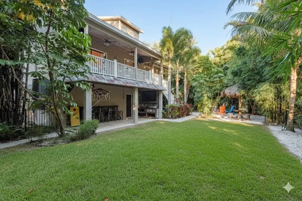 758 Claudia Palm Harbor FL 34683
