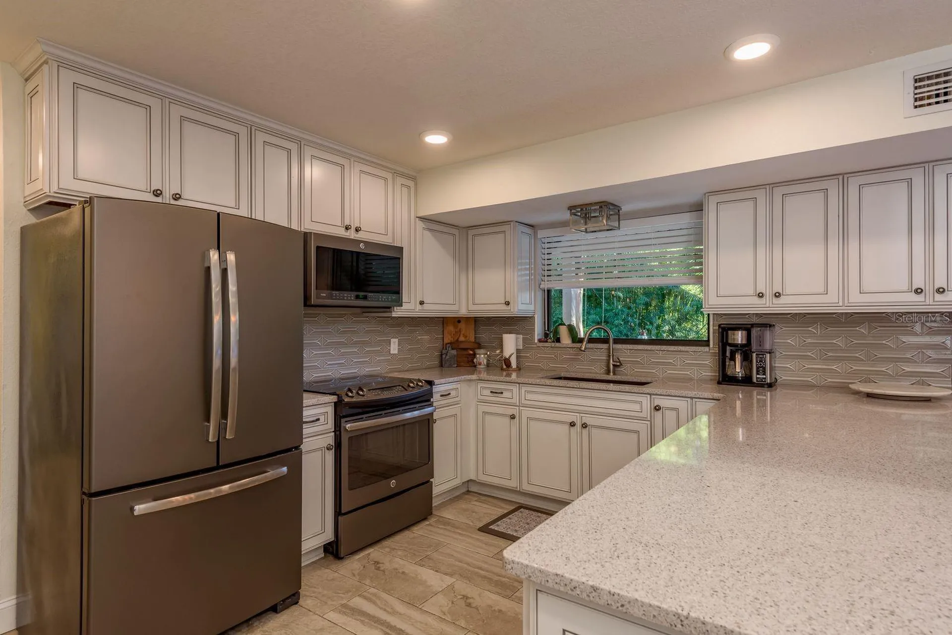 758 Claudia Palm Harbor FL 34683