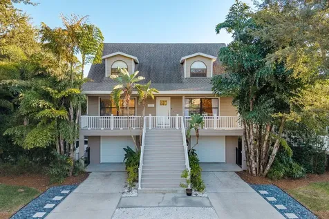 758 Claudia Palm Harbor FL 34683