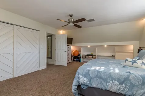 758 Claudia Palm Harbor FL 34683
