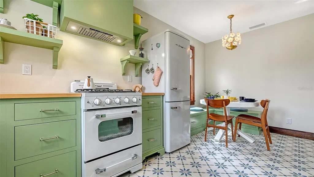 310 S Osprey Avenue Sarasota FL 34236