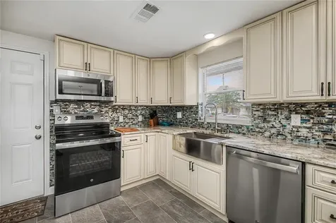 2820 Marlin Place Punta Gorda FL 33950