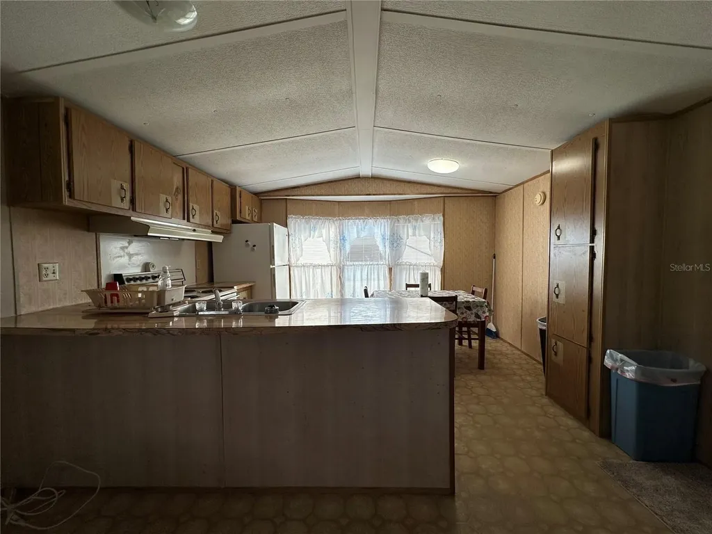 1821 Fruitland Park Circle Eagle Lake FL 33839