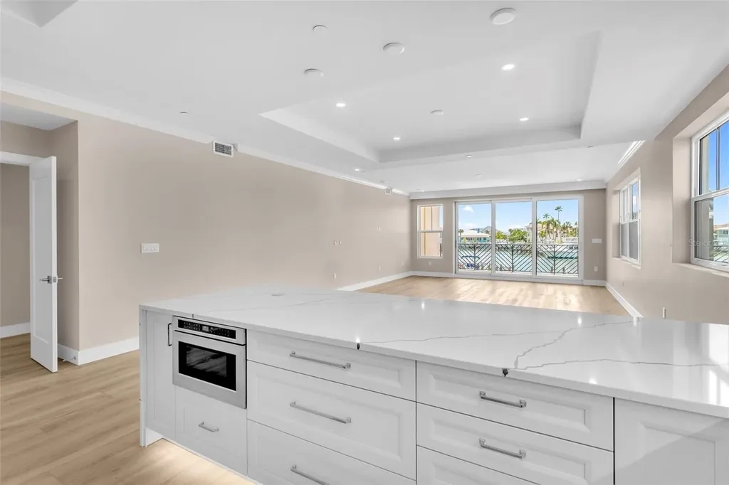 455 Pinellas Bayway S Tierra Verde FL 33715