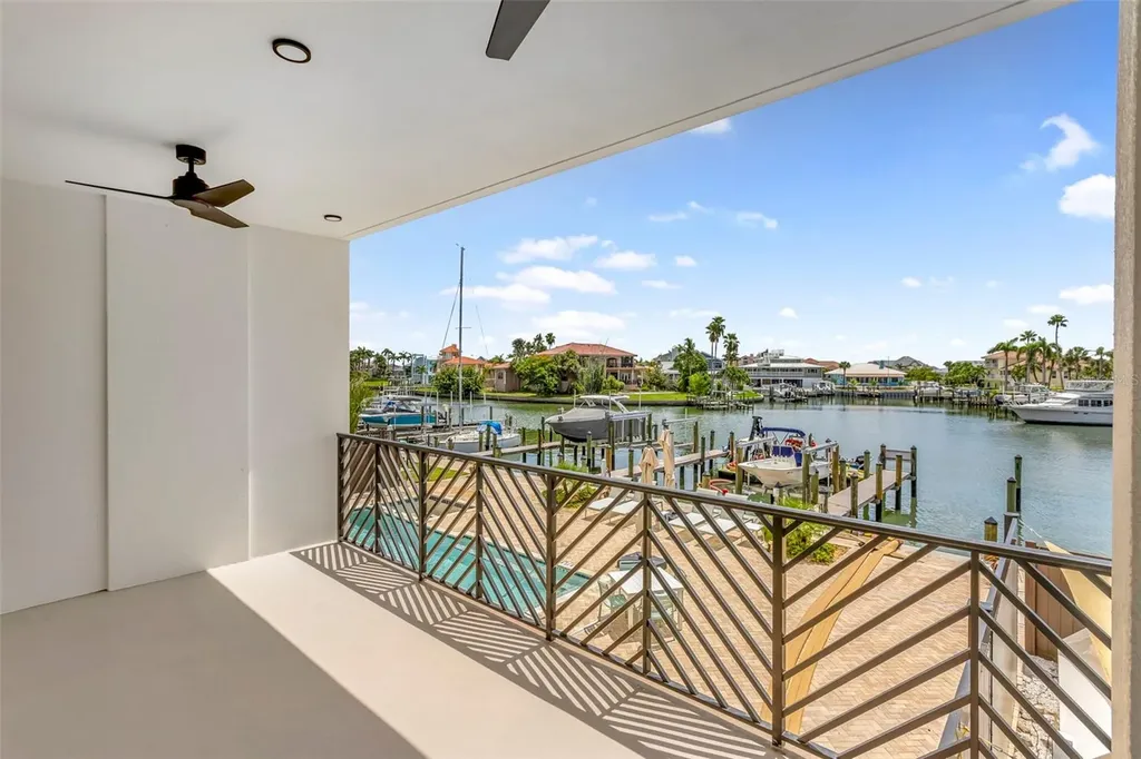 455 Pinellas Bayway S Tierra Verde FL 33715