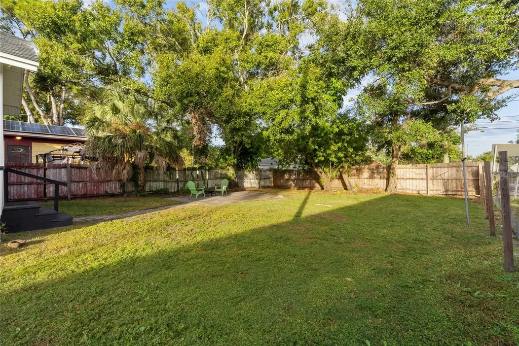 2340 10th Street S St Petersburg FL 33705