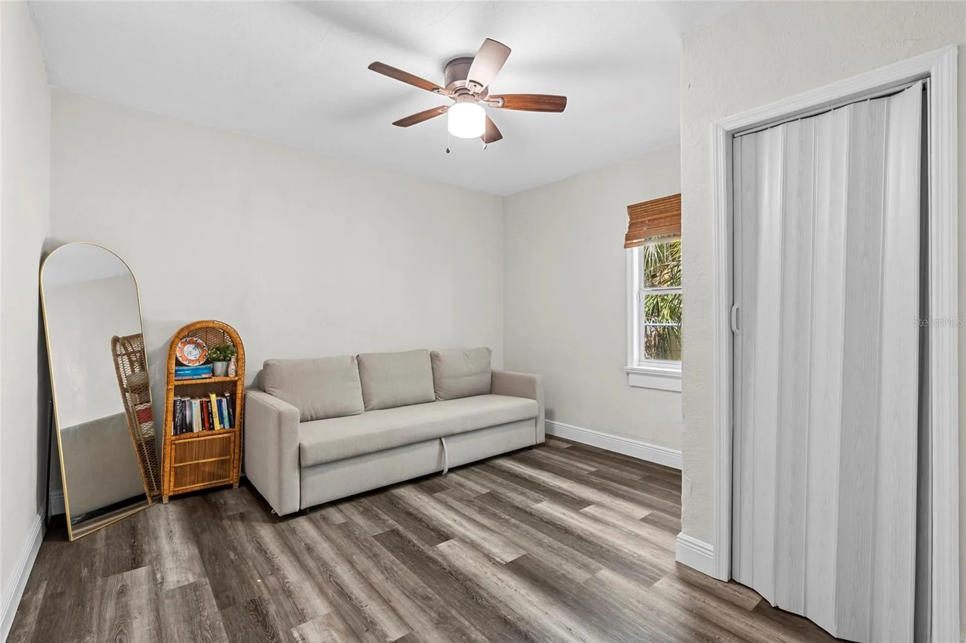 2340 10th Street S St Petersburg FL 33705